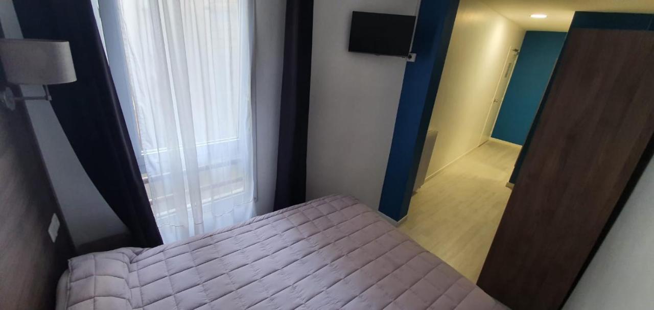 Hotel Des Pyrenees - Entre Bastille Et Nation Paris Eksteriør bilde